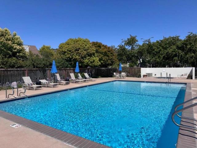 28086 Barn Way, Carmel CA: https://media.crmls.org/mediaz/14e5abe4-1fde-495b-8738-a0d315ba8705.jpg