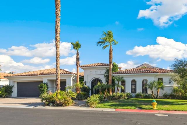 79373 Cetrino, La Quinta CA: https://media.crmls.org/mediaz/14e5b7be-74e9-4b81-83b0-90badf125b3d.jpg