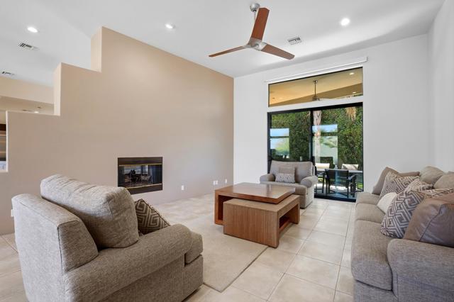 47200 Desert Lily Drive, Palm Desert, CA 92260