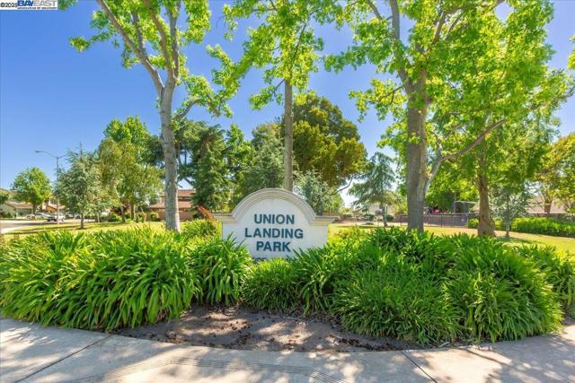 32948 Soquel St, Union City CA: https://media.crmls.org/mediaz/14e73896-cdd7-420f-aad8-f5bf8f77ec93.jpg