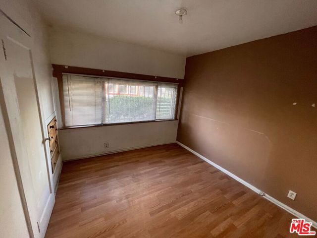 1185 N Normandie Avenue, Los Angeles CA: https://media.crmls.org/mediaz/14e7fe30-fa2b-44c5-a503-1700f967f0a2.jpg