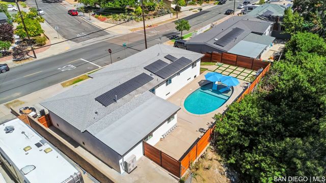 5760 Marengo AVE, La Mesa CA: https://media.crmls.org/mediaz/14e80a1c-f9d1-4180-a358-2acfb55469f1.jpg