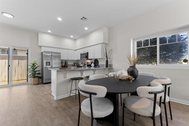 Detail Gallery Image 8 of 31 For 1325 Holly Ave, Imperial Beach,  CA 91932 - 3 Beds | 2/1 Baths