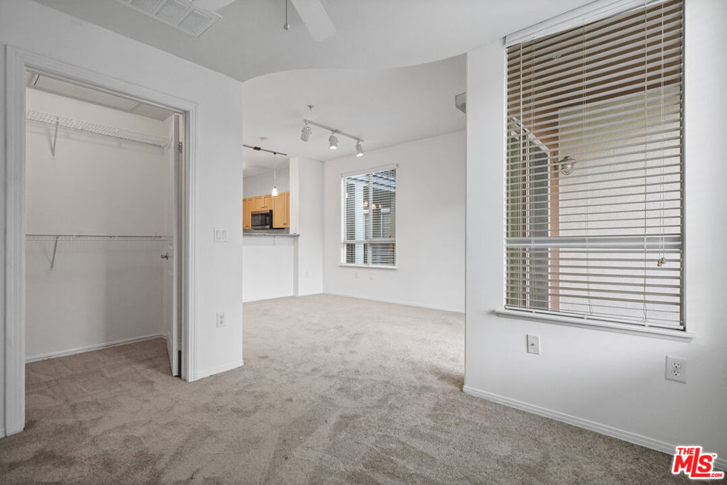 MLS #25616815 image #9