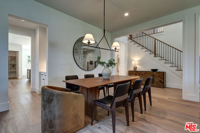 7733 Henefer Avenue, Los Angeles CA: https://media.crmls.org/mediaz/14e85aa2-e677-4df9-ae6a-ced2842292d6.jpg