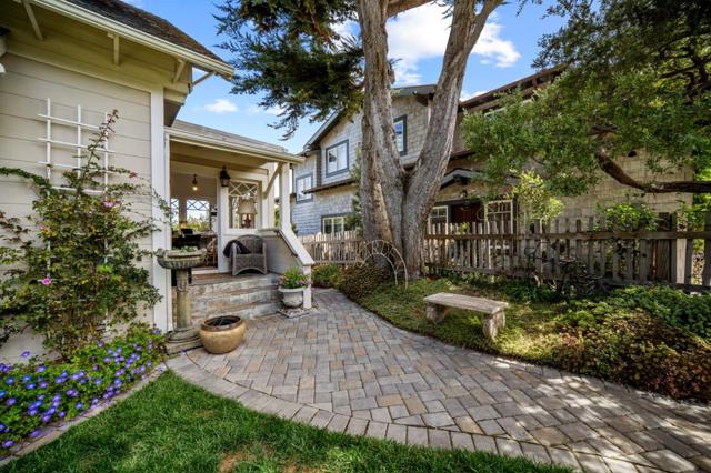 187 Sloat Ave, Pacific Grove CA: https://media.crmls.org/mediaz/14e895ba-0aa5-4da4-9396-d8eb7a966703.jpg