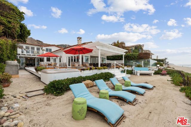 22416 Pacific Coast Highway, Malibu CA: https://media.crmls.org/mediaz/14e97a13-2481-4328-8211-07f9fdf69484.jpg