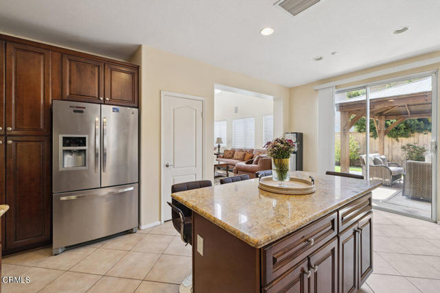 Detail Gallery Image 5 of 39 For 420 Ocotlan Way, Oxnard,  CA 93030 - 4 Beds | 3 Baths