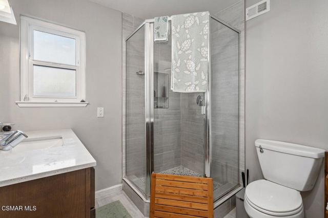 9538 El Cajon Street, Ventura CA: https://media.crmls.org/mediaz/14e9de1c-e56b-412d-b52c-fda3329b81eb.jpg