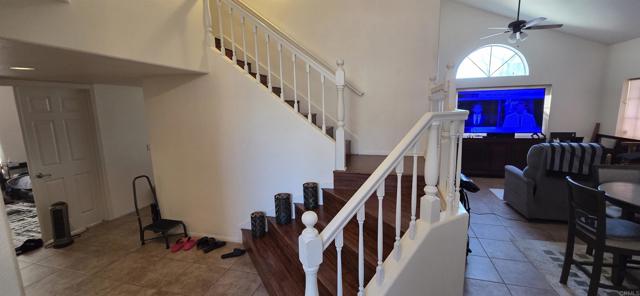 Detail Gallery Image 10 of 19 For 664 Rainbow Dr, Chula Vista,  CA 91911 - 5 Beds | 3 Baths