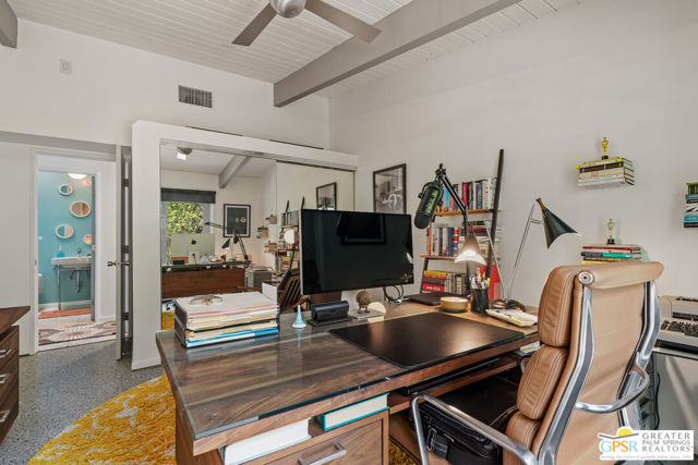 844 N Topaz Circle, Palm Springs, CA 92262