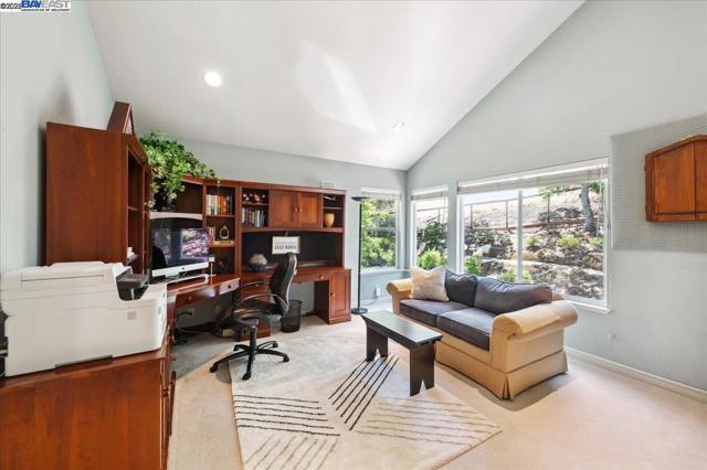 3761 SMALLWOOD COURT, Pleasanton CA: https://media.crmls.org/mediaz/14ed77c5-8c7d-4531-95d2-3faac6125db7.jpg