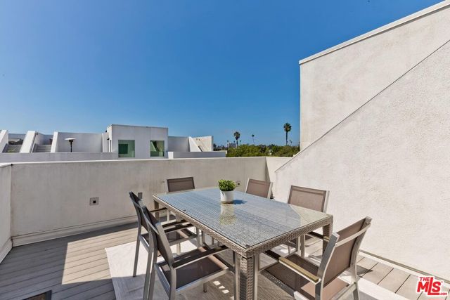 3 Bed Home for Sale in Santa Monica, California
