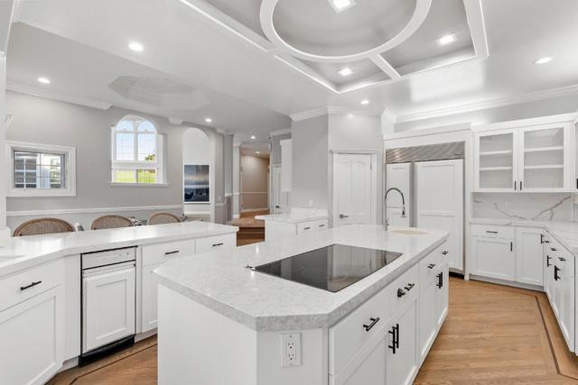 13206 Wright Way, Los Altos Hills CA: https://media.crmls.org/mediaz/14eea240-2dbf-45a4-aef0-3ce3eae70cad.jpg