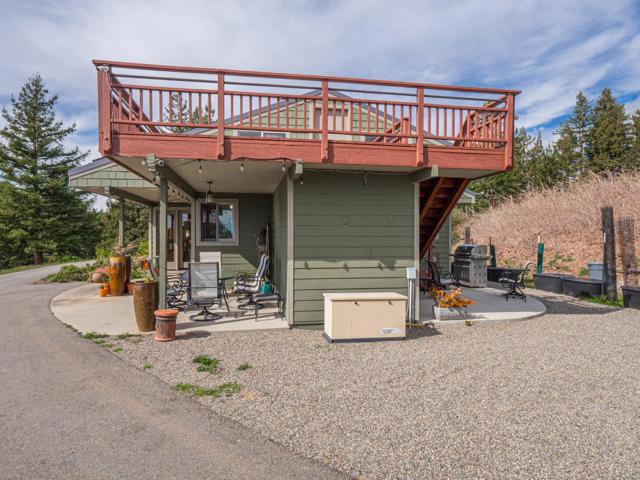 1584 Tindall Ranch Road, Corralitos CA: https://media.crmls.org/mediaz/14ef6a65-9a46-4f23-b609-b931f984cc98.jpg