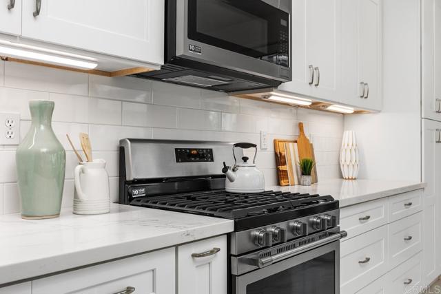 Detail Gallery Image 18 of 48 For 1839 Saint Thomas Rd, Vista,  CA 92081 - 3 Beds | 2/1 Baths