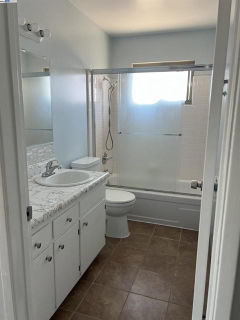 1888 Bancroft Avenue, San Leandro CA: https://media.crmls.org/mediaz/14f02972-72be-406c-ad42-8c5400a89dae.jpg