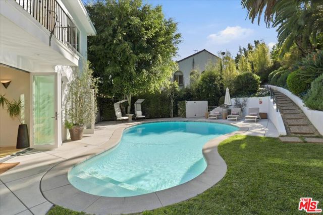 2003 El Cerrito Place, Los Angeles CA: https://media.crmls.org/mediaz/14f090a0-79c9-4bdc-b35f-7c90b544b85d.jpg