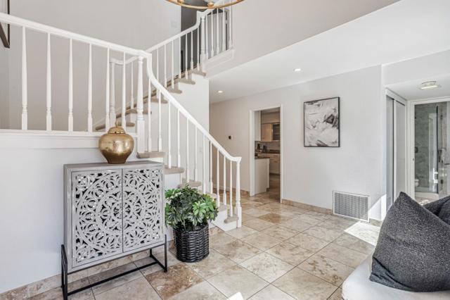 142 Calle Larga, Los Gatos CA: https://media.crmls.org/mediaz/14f0d2f2-5b7b-47ed-90a2-e484f83c8c02.jpg