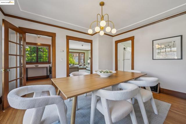 749 Mckinley Ave, Oakland CA: https://media.crmls.org/mediaz/14f236b1-f714-45ca-9161-ec5a735fa32e.jpg