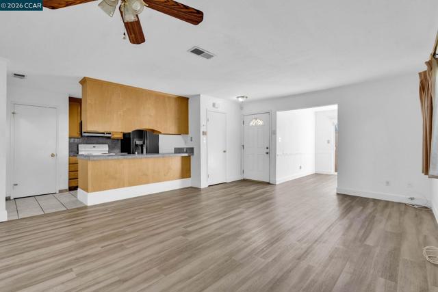 2607 Ithaca Ct., Antioch CA: https://media.crmls.org/mediaz/14f3b09f-5b6e-4746-83cc-38c050771305.jpg