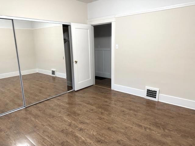 Image 11 of 32 For 227 Lux Avenue