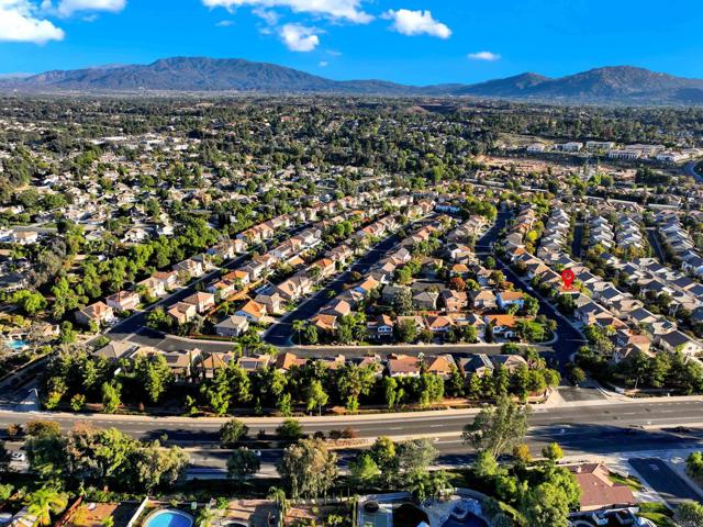 Detail Gallery Image 38 of 39 For 42051 Orange Blossom Dr, Temecula,  CA 92591 - 3 Beds | 3 Baths