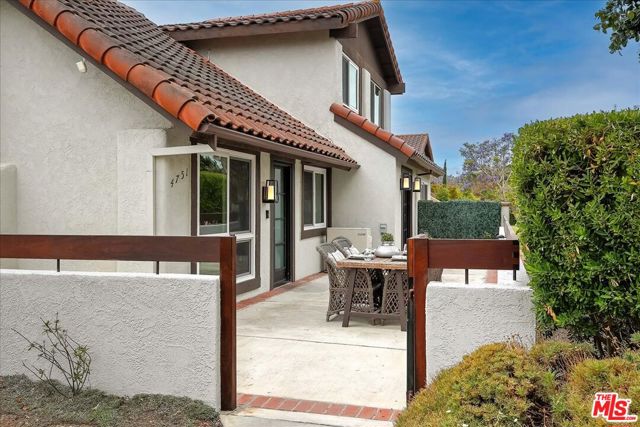 4751 Camino Del Rey, Santa Barbara CA: https://media.crmls.org/mediaz/14f44166-ee22-4cc2-bab1-9a082eaf8444.jpg