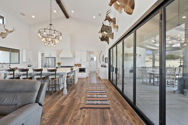 3000 Coppa Court, Hollister CA: https://media.crmls.org/mediaz/14f48b57-cb55-4617-8ff2-3fb5d73ffa45.jpg