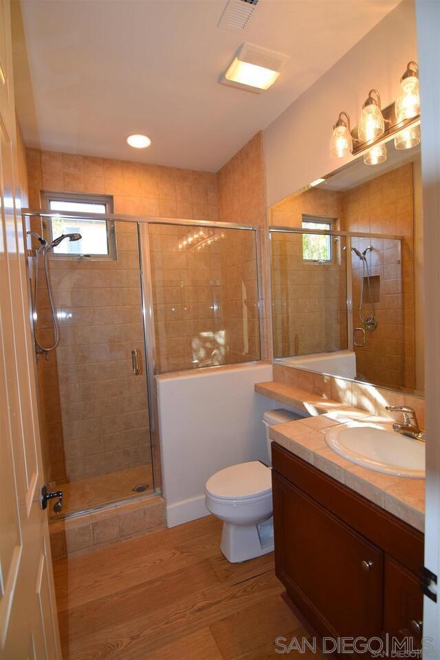 MLS #250039563SD image #25