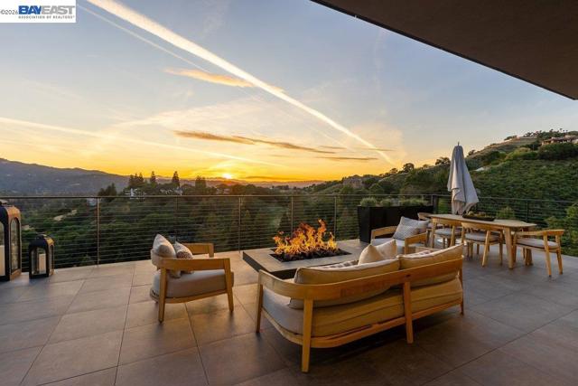 Image 2 of 60 For 2525 Biltmore Dr