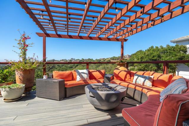 18530 Berta Ridge Place, Salinas CA: https://media.crmls.org/mediaz/14f55700-415c-407c-9df2-907d98ff4375.jpg