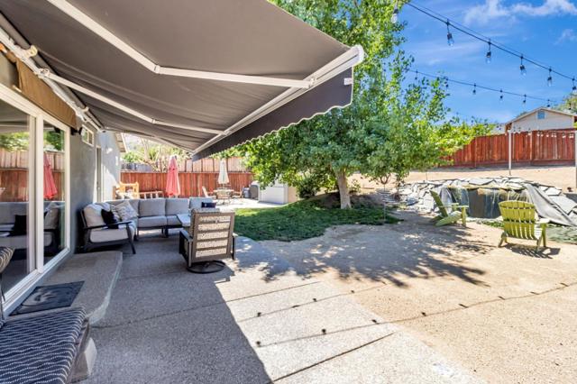 321 Vineyard Drive, San Jose CA: https://media.crmls.org/mediaz/14f579eb-5782-409f-8945-5cbfe351c838.jpg