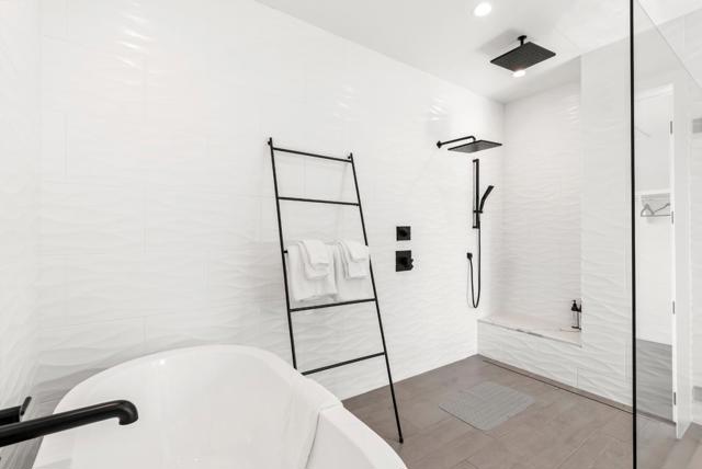 508 N Tremont Street, Oceanside CA: https://media.crmls.org/mediaz/14f6df0a-c05d-4626-8c28-d51414579528.jpg