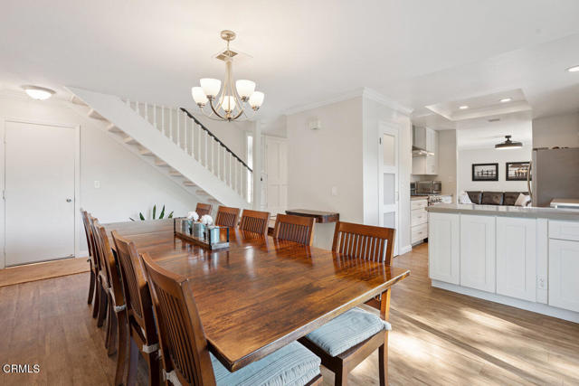 354 Larch Crest Court, Newbury Park CA: https://media.crmls.org/mediaz/14f8a745-a4ee-401c-909f-a976c5fec7ed.jpg
