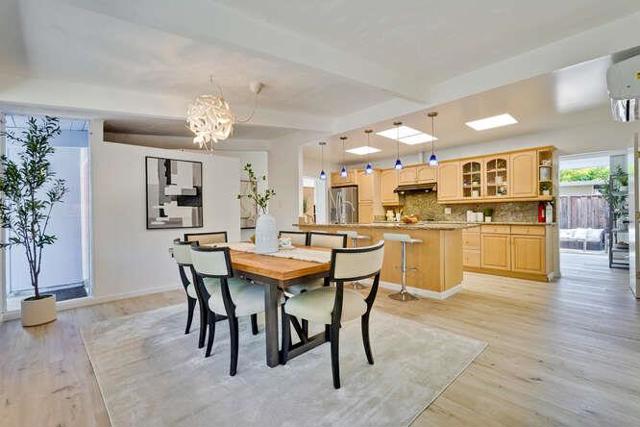 731 E Charleston Road, Palo Alto CA: https://media.crmls.org/mediaz/14f92418-962b-41c1-88a3-35659e439f42.jpg
