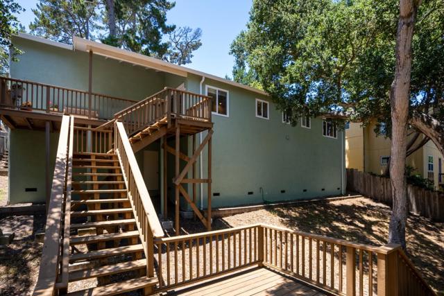 455 San Bernabe Drive, Monterey CA: https://media.crmls.org/mediaz/14f9912d-587b-4051-be04-50c5bb775a51.jpg