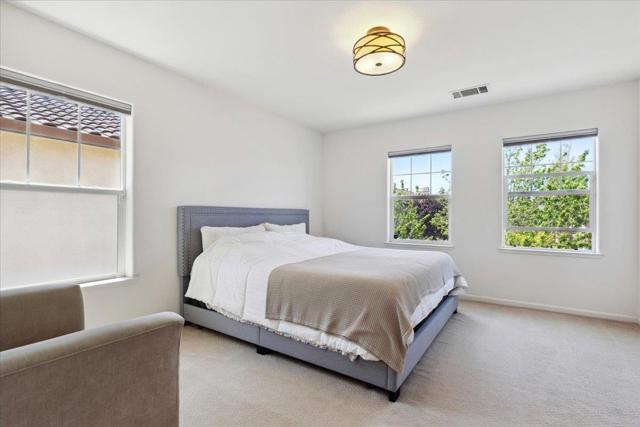 28514 Gulfport Circle, Hayward CA: https://media.crmls.org/mediaz/14f9c00c-3fc9-410d-94c8-a7d41c146e1d.jpg