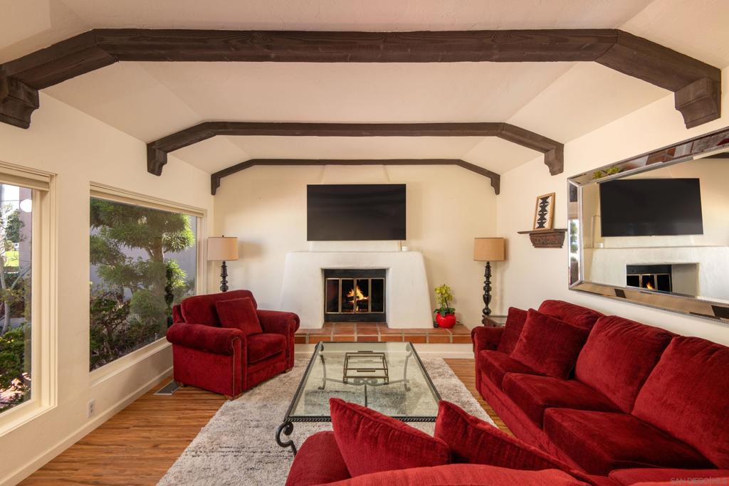 MLS #250000738SD image #15