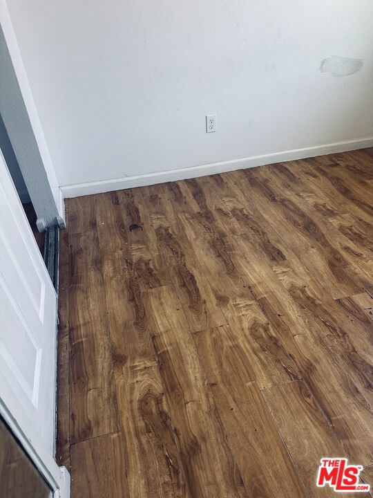 1422 West 104th Street photo 35