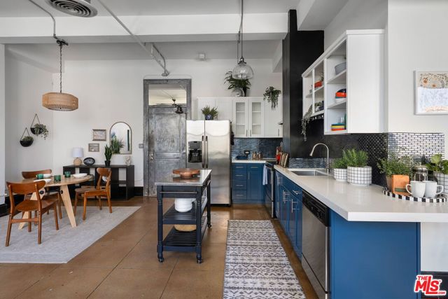 108 W 2nd Street, Los Angeles CA: https://media.crmls.org/mediaz/14fd2b0c-2363-4488-b02e-b297087e076c.jpg