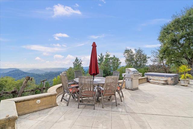 25220 Quail Ridge Road, Los Gatos CA: https://media.crmls.org/mediaz/14fe0e22-f6c9-4c0f-8984-3d2225a6a44a.jpg