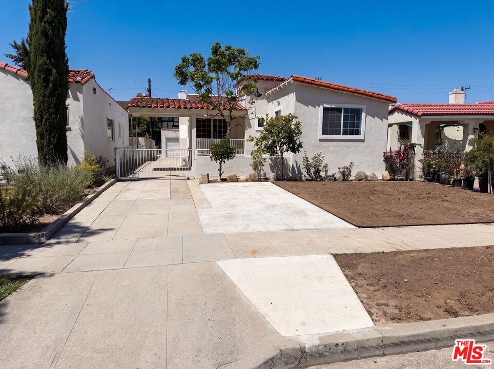 817 S 9th Street
