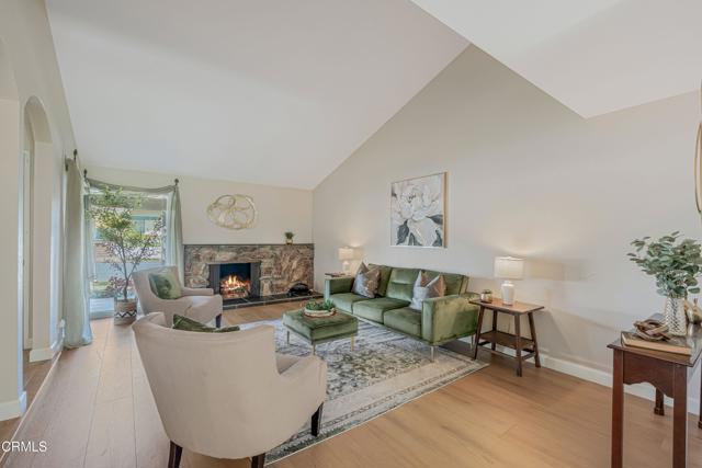 Detail Gallery Image 8 of 52 For 2246 Adrian St, Newbury Park,  CA 91320 - 3 Beds | 2 Baths