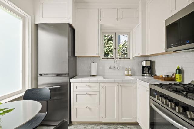 Image 10 of 20 For 1525 Union St