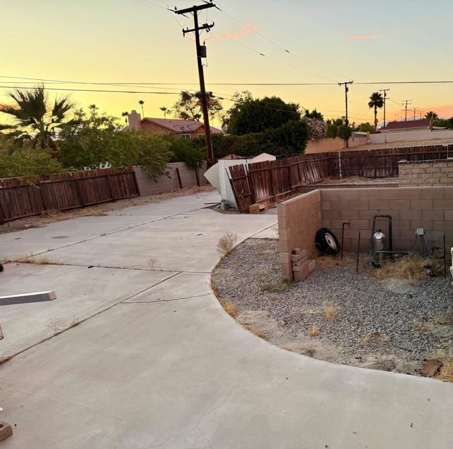 34525 Judy Lane, Cathedral City CA: https://media.crmls.org/mediaz/15001576-27f0-4fcf-94b1-602f34f83b62.jpg