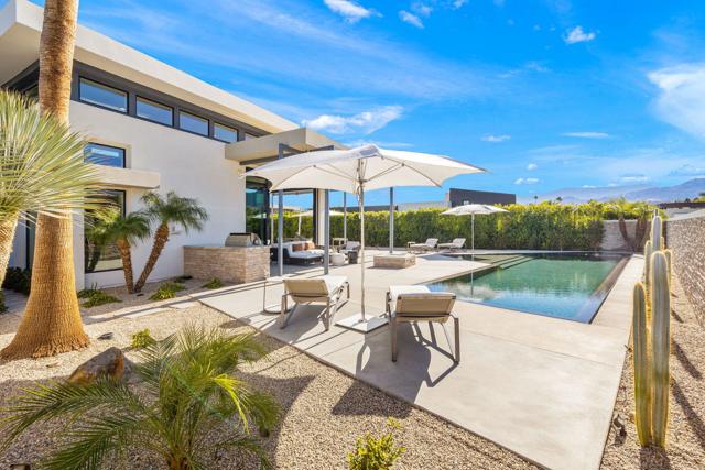 23 Emerald Court, Rancho Mirage CA: https://media.crmls.org/mediaz/150158ad-6653-4048-ba5b-4f7f4a2c9eea.jpg