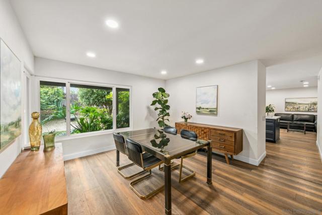 1554 Traveld Way, Encinitas CA: https://media.crmls.org/mediaz/150284fd-8939-4816-bc80-7bd1036cba98.jpg