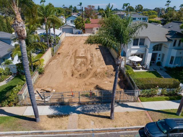 Image 10 of 20 For 743 B Ave  