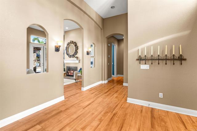 Detail Gallery Image 14 of 75 For 1799 Camden Pl, San Marcos,  CA 92069 - 4 Beds | 4/1 Baths